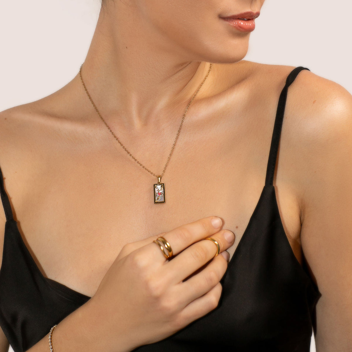 Tarot Arcana Pendant: The Lovers