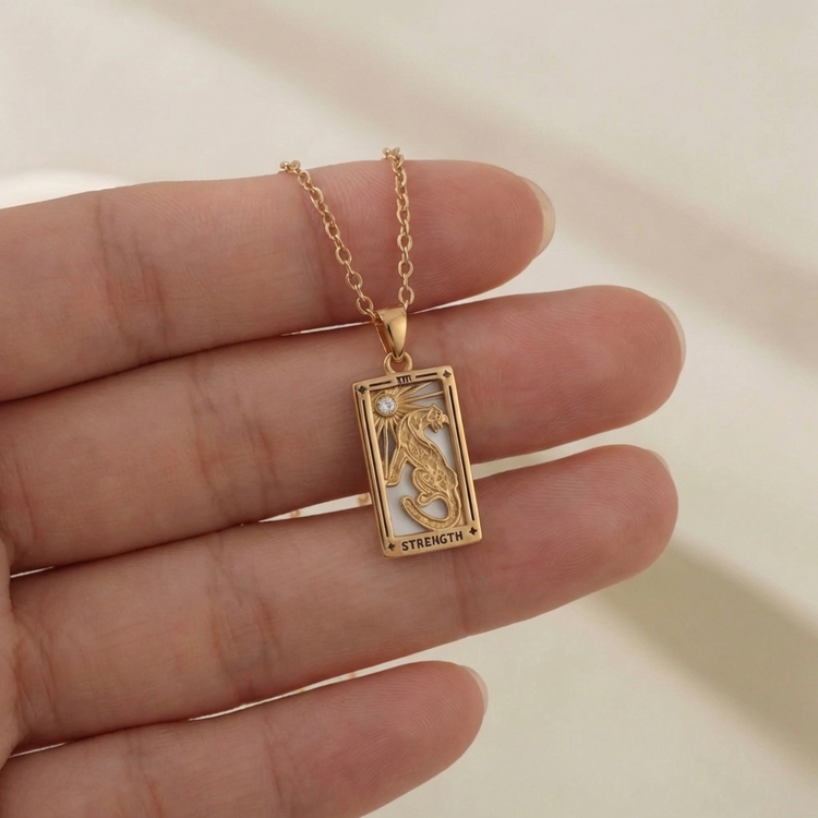 Tarot Arcana Pendant: Strength