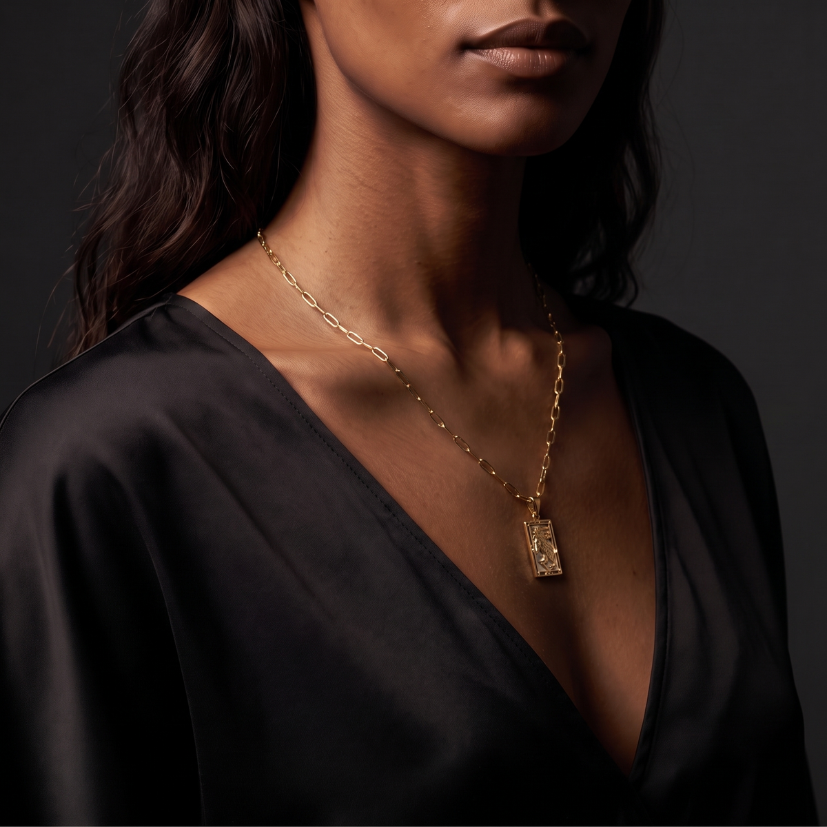 Tarot Arcana Pendant: Strength